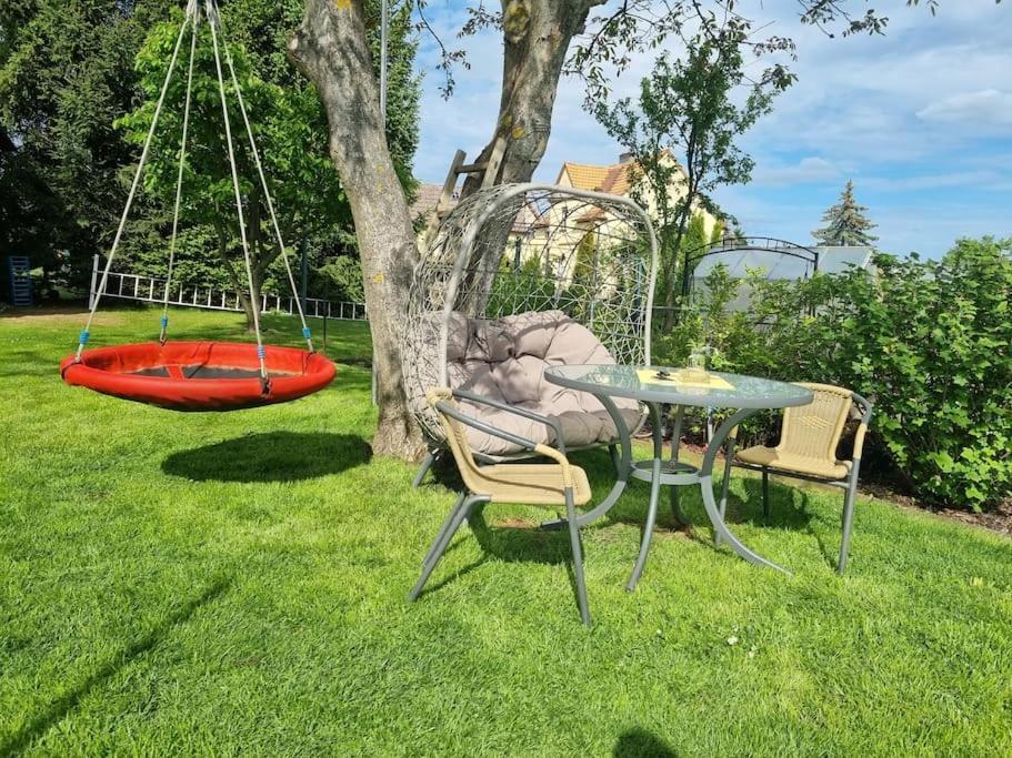 Ferienwohnung *Zur Weinbergstrasse* Lauta Eksteriør bilde
